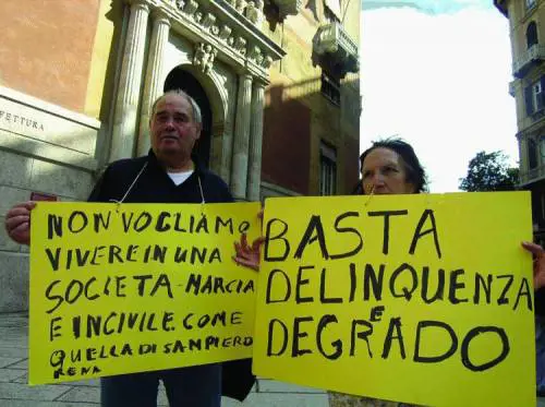 Tursi vieta la vendita notturna di bottiglie di vetro al Campasso