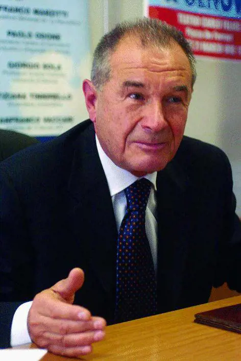 SE BURLANDO VUOL FARE CORRIDOIO