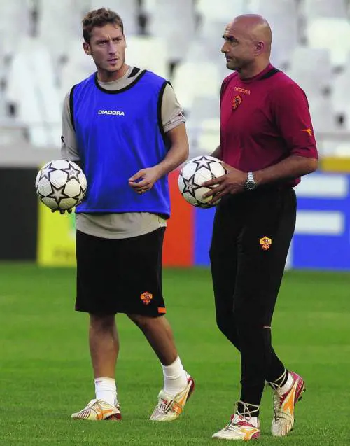 La Roma a Valencia Una notte per Totti