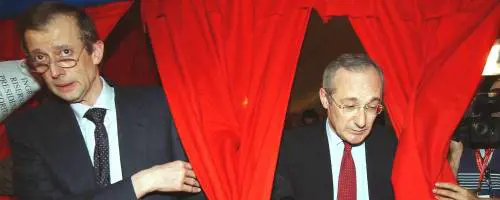 Ora lUnione litiga al mercato delle tessere