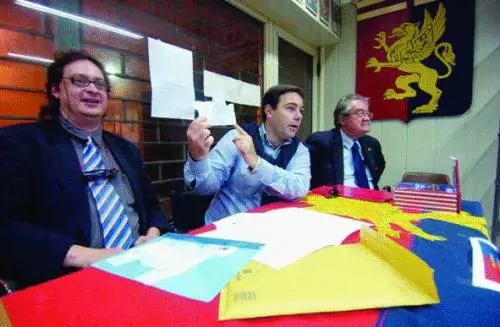 I bigliettini della Caf vanno allasta