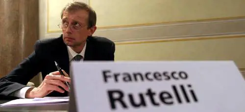 «Ulivo prigioniero delle lotte per il potere»