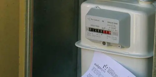 Spaventano gli anziani per un contratto del gas