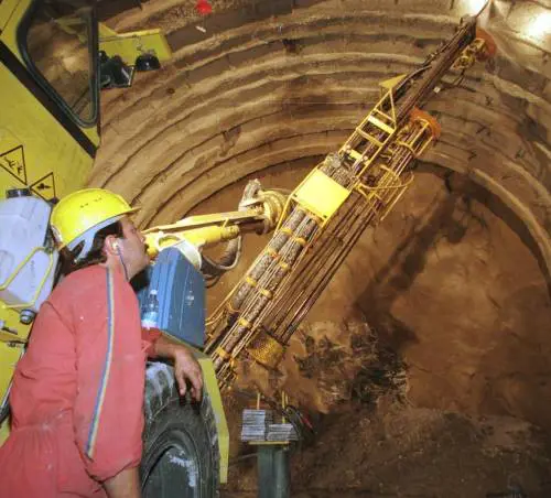 Terzo Valico, così i privati infilano Prodi nel tunnel