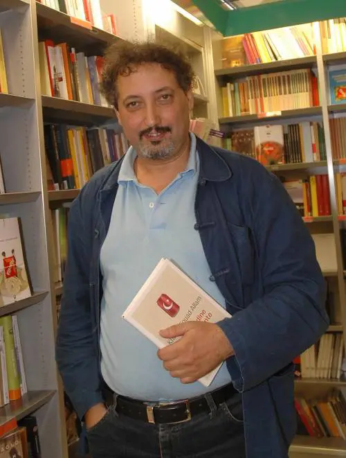 Fouad Allam: "Abbiamo troppi eroi negativi"