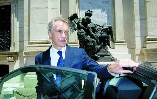 Mittel-Hopa, più lontane le ipotesi di fusione