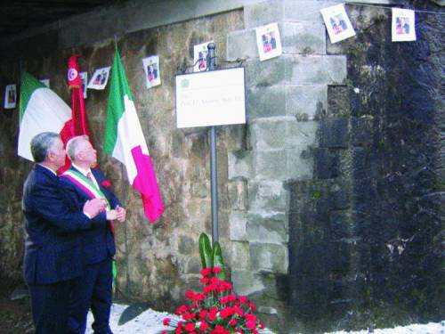 Villafranca dedica una via a Ben Alì: «Aiutò Craxi»