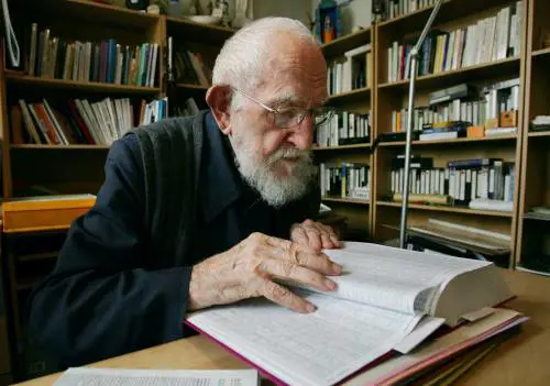 Morto l'Abbè Pierre, un pioniere della carità