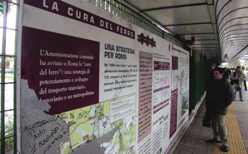 Roma-Lido, unaltra giornata nera: migliaia di pendolari restano a terra