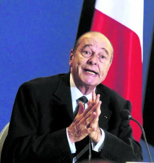 Gaffe di Chirac: Iran cancellato se usa latomica