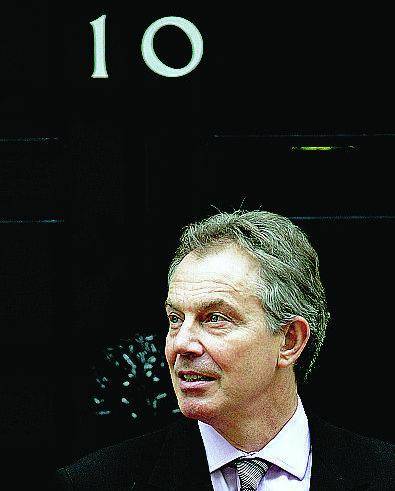 Fondi neri, nuovo interrogatorio per Blair