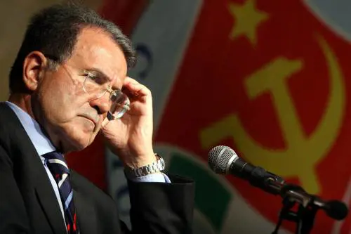 Berlusconi: Prodi si dimetta, 
presto tornerò al governo