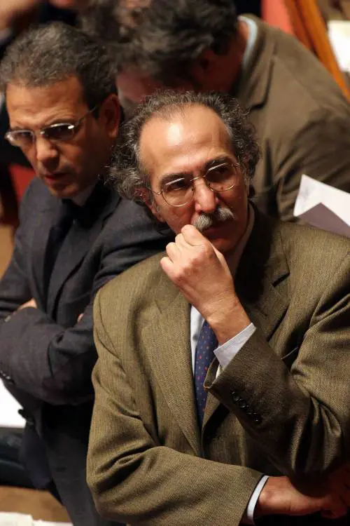 Russo Spena tuona contro Rutelli:  
"Infamie irresponsabili da estremista di centro"