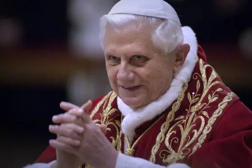 Papa: "ll dilagare della violenza 
è segno di disagio tra i giovani"