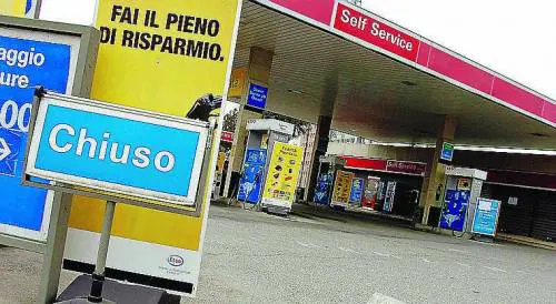 Benzinai ancora sulle barricate Altri quattro giorni di sciopero