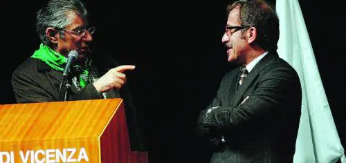 Bossi: «Pronti a dare la vita per la Padania»
