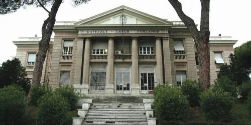 Tre arresti per i corsi fantasma al conservatorio di Santa Cecilia