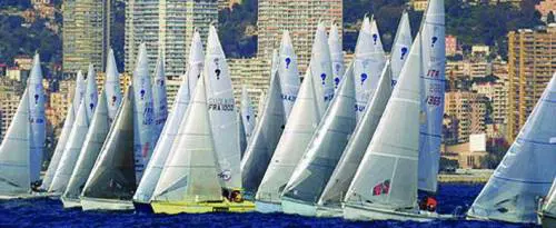 Vela e mondanità nelle acque del Principato