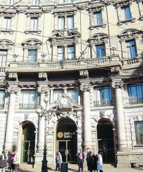 Capitalia apre il valzer dei bilanci record