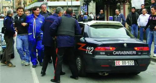 Due colpi in banca a Genova e Rapallo