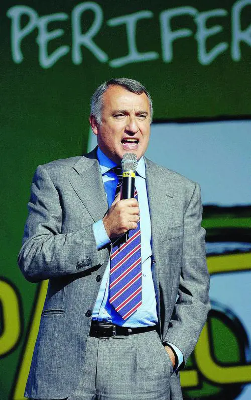 Tangenti sulla sanità: Storace e Marrazzo vanno al contrattacco