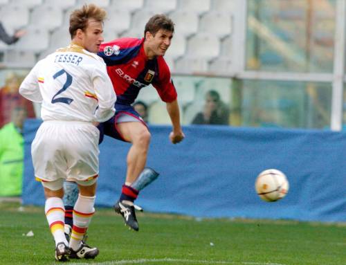 Il Genoa prova a non vincere ma si salva in nome De Rosa