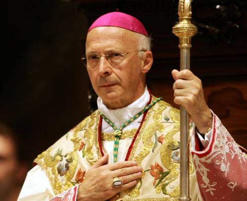 Bagnasco è il nuovo presidente Cei 
"Quando il Papa chiama, si risponde"