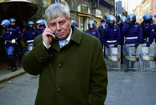 Longhi sbatte la porta in faccia ai Ds