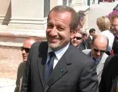 La Lega a Prodi: "Intesa in 15 giorni o referendum"