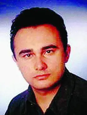 Il partito mette in croce il compagno cattolico