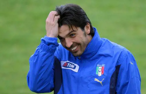 Buffon: "Se Lippi mi chiamasse sarebbe difficile dirgli no"
