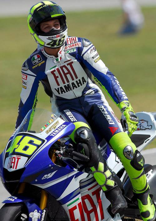 Vale torna a fare il Dottore 
A Jerez mette tutti in fila