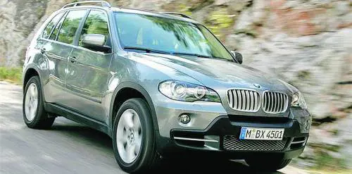 Bmw X5 aumenta nelle dimensioni e cresce in sportività