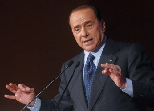 Berlusconi: "Il governo non è più legittimato"
