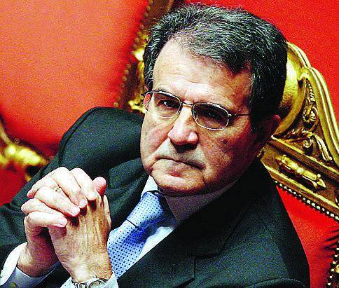 Casini: «Il nostro avversario si chiama Prodi, non Berlusconi»