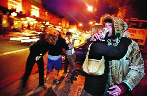 Allarme della Asl: «Leroina ritorna tra i ragazzi di 15 anni»