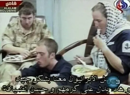 Crisi con l'Iran: un nuovo video dei prigionieri fa infuriare Blair