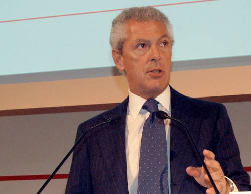 Telecom, l'offerta americana 
Ma sinistra e governo frenano