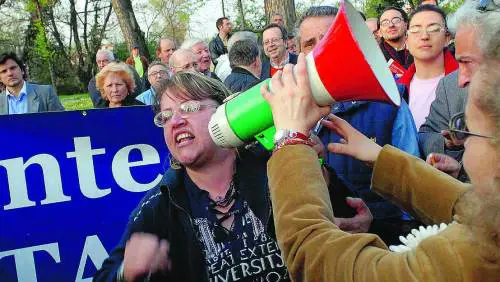 De Corato: «Oltre 600 interventi dei vigili negli ultimi 15 mesi»