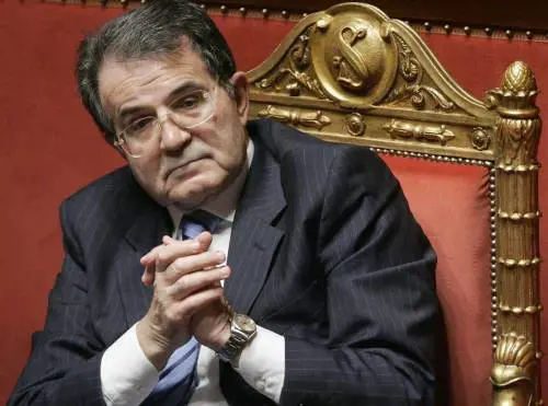 Telecom, Prodi non fa più 
il duro. Ora tratta