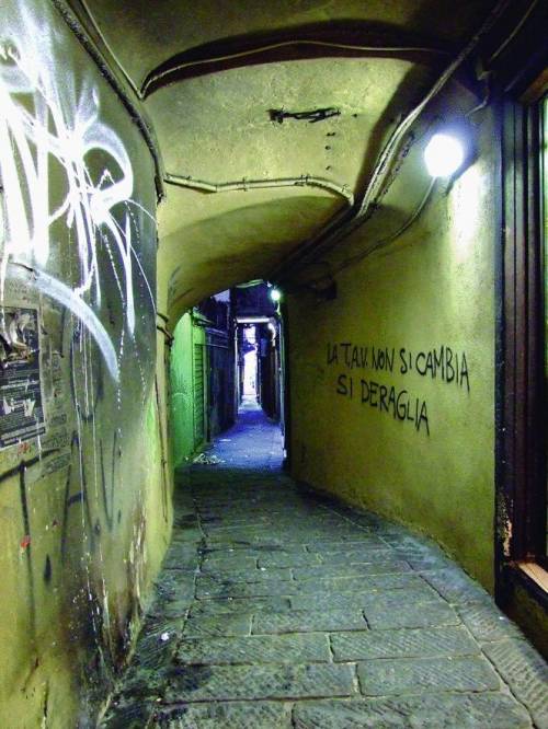 La stessa mano per molte scritte