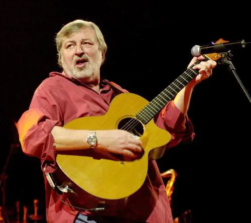 Dal raddoppio di Grillo al revival dei Deep Purple