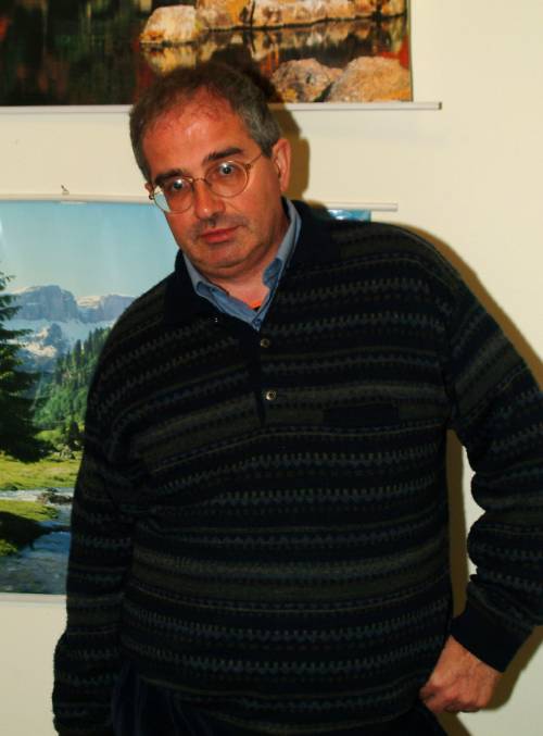 La sfida del prete «rosso»: sindaco a dispetto dei vescovi