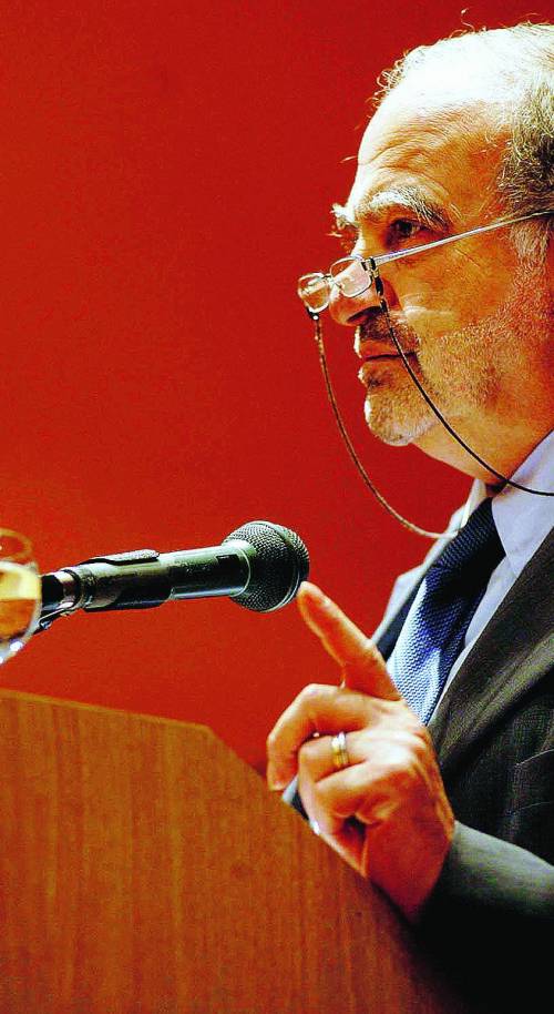 Pezzotta sfida Prodi: "Centomila in piazza per un no laico ai Dico"