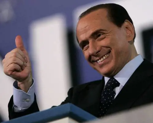 Telecom, Berlusconi si sbilancia: "Ci siamo 
Ma se c'è conflitto d'interessi mollo tutto"