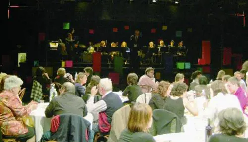 In attesa del Festival,  il teatro genovese si degusta in tavola