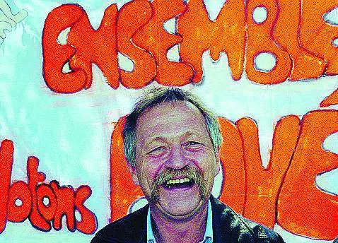 Comunisti in via destinzione, mai così in basso nella storia