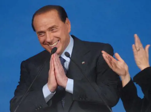Berlusconi: "Biagi in tv? Complimenti e lunga vita"