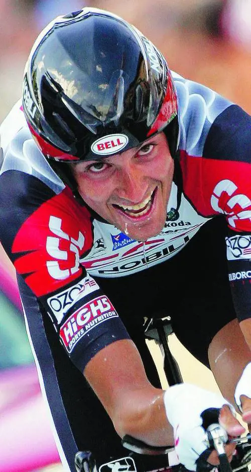 Basso sospeso dalla sua squadra Il Giro è a rischio