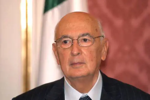 Napolitano commemora il 25 aprile: 
"Quei valori guidano ancora l'Italia"